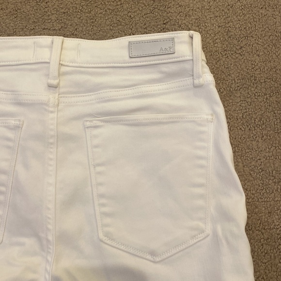 Abercrombie White Simone High Rise Ankle Jeans - Picture 9 of 10